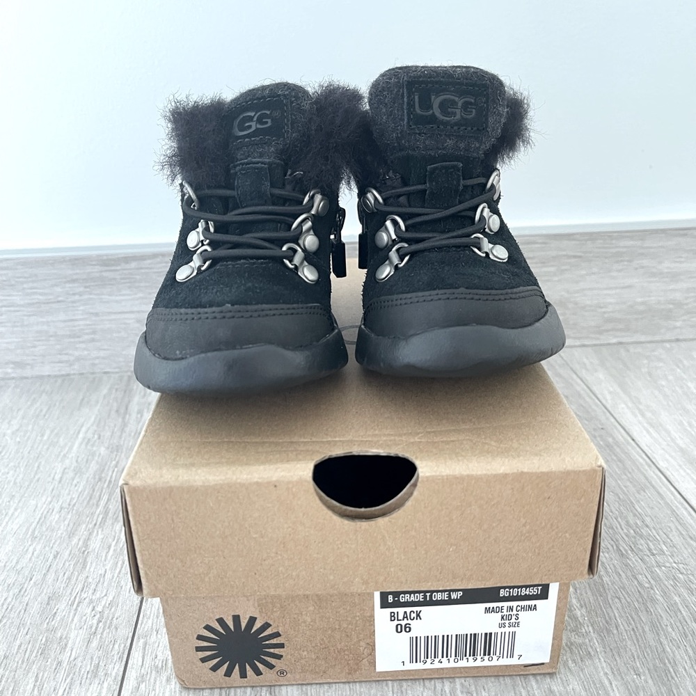 UGG black winter shoes size 6, waterproof NWT